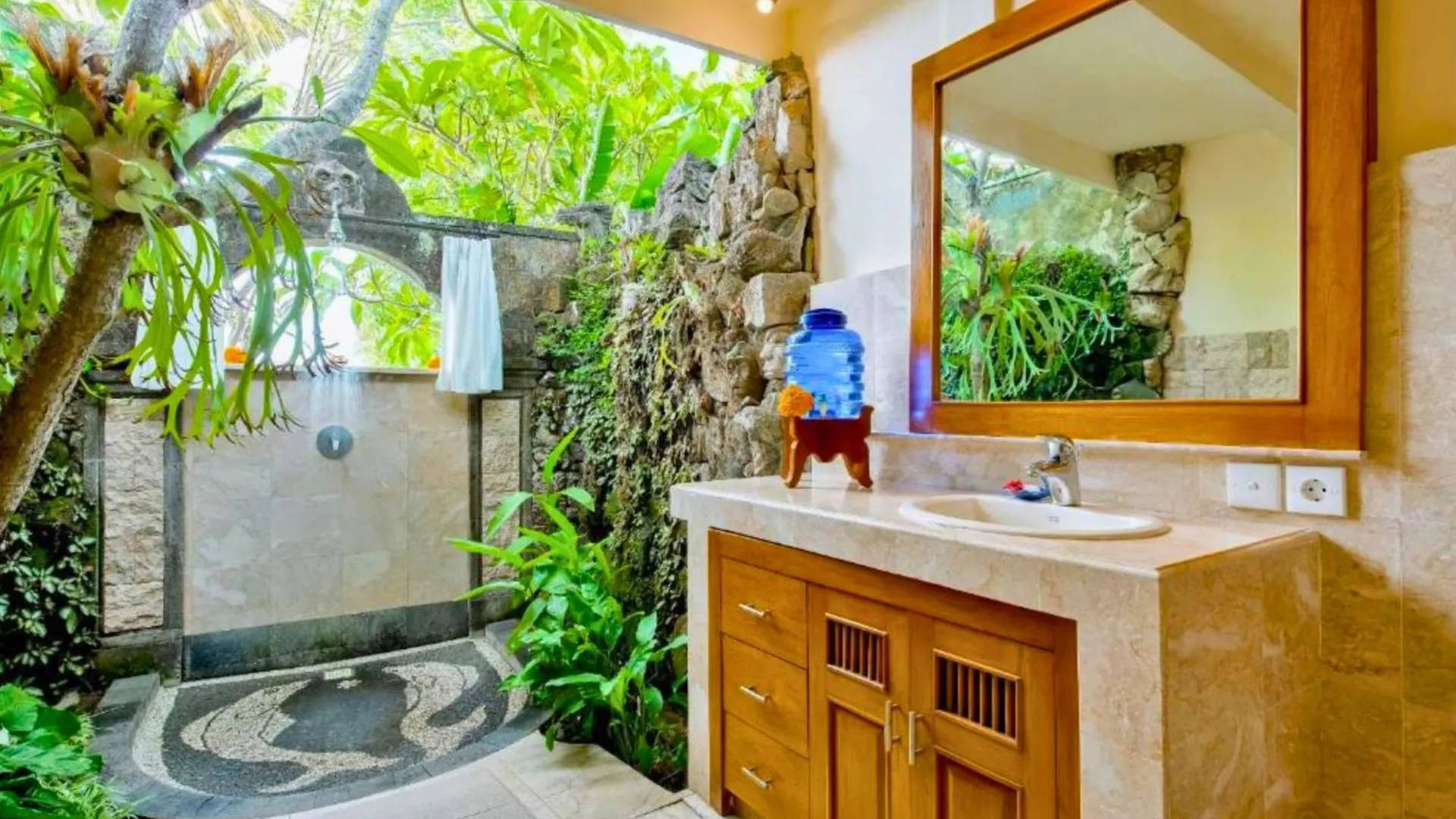 Apartment Dihya 1 Bedroom Deluxe Garden Wooden Zn231 Ubud